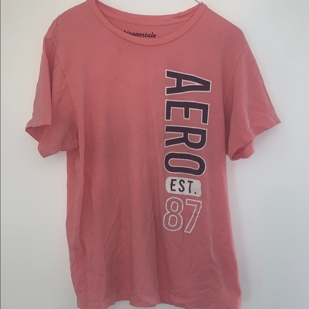 Aeropostale Men's Pink Graphic T-Shirt